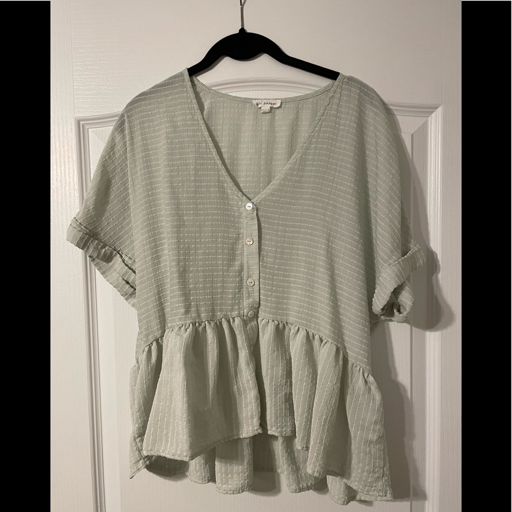 Blu Pepper, size large, Light sea foam peplum